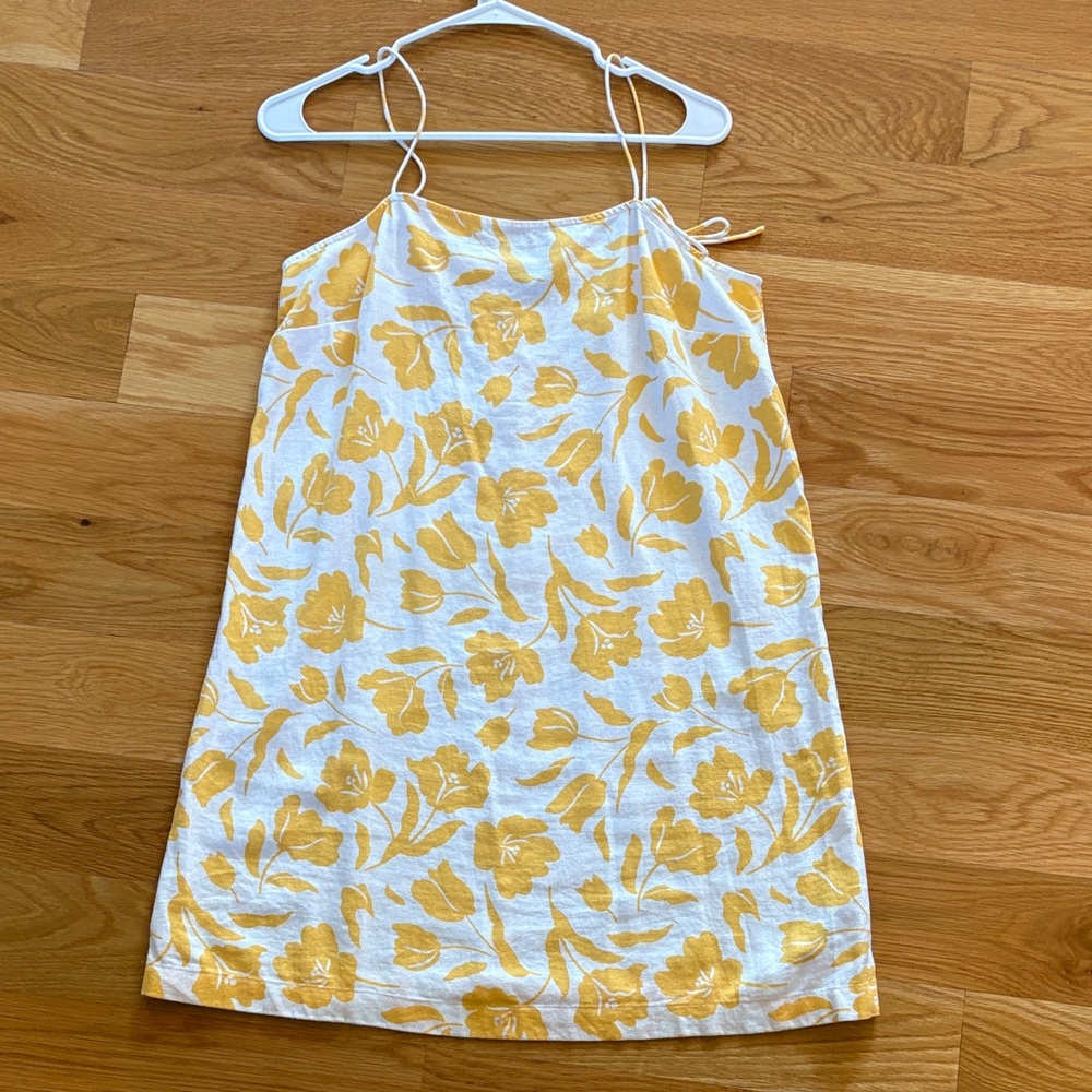 Old Navy Yellow and White Patterned Top